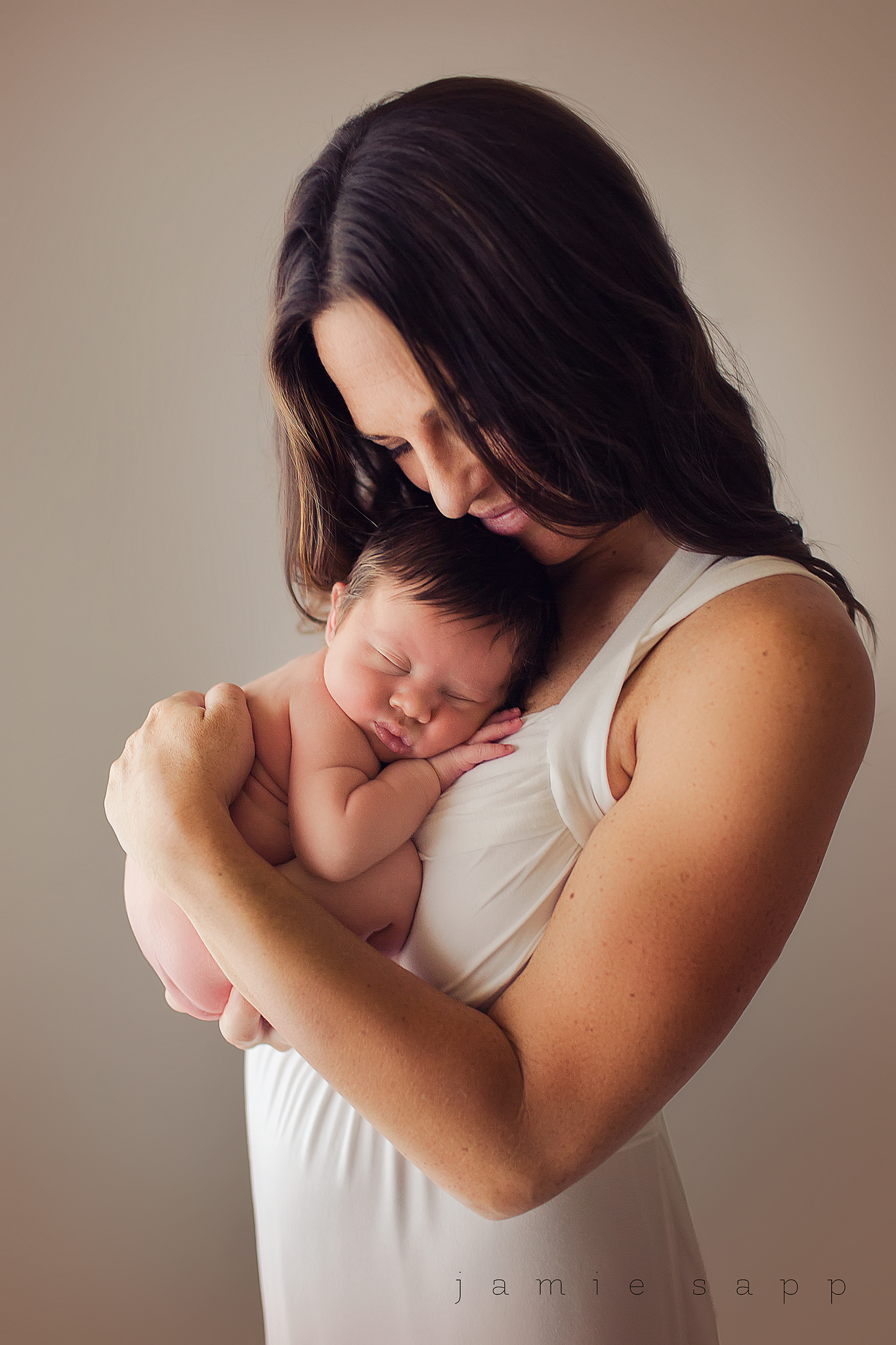 Alpharetta Newborn Photography Jamie Sapp newborn posing